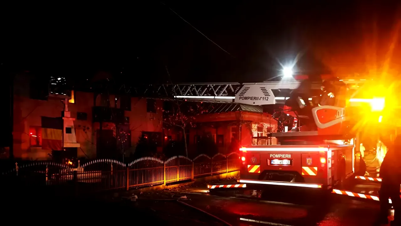 Primarul din comuna Beleți-Negrești a fost dat dispărut, după ce sediul primăriei a fost incendiat