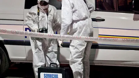 CRIMA DIN BRAȘOV. Bărbatul arestat a avut doi complici. Un fost șef CFR a fost găsit mort în locuința sa, iar soția sa în stare gravă