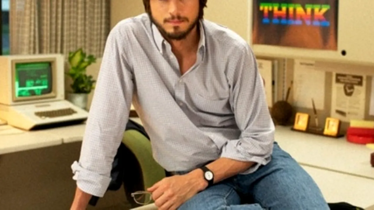 Cum se promovează primul film despre Steve Jobs