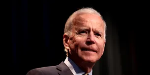 Biden, FORȚAT să anuleze un turneu în Asia din cauza crizei datoriilor din SUA