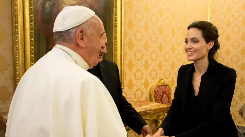 Angelina Jolie, primită la Vatican de Papa Francisc