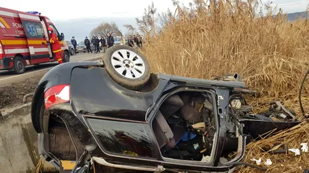 Accident cumplit în Mureș. O persoană a murit, iar alte trei sunt în stare gravă (GALERIE FOTO)