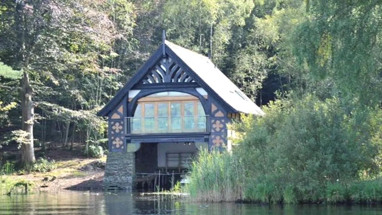 Cum arată o casă de vacanță de 2,5 milioane de euro. GALERIE FOTO