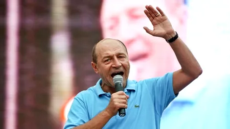 Staff-ul lui Băsescu acuză TVR și postul public de radio de 