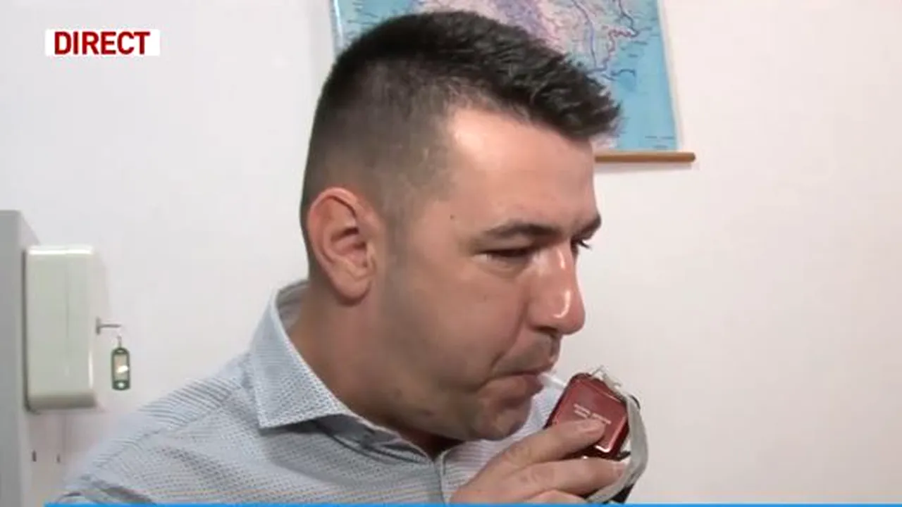 Un primar din Timiș a cumpărat un etilotest după ce a aflat că angajații săi consumă alcool în timpul programului. “Îi voi testa!”