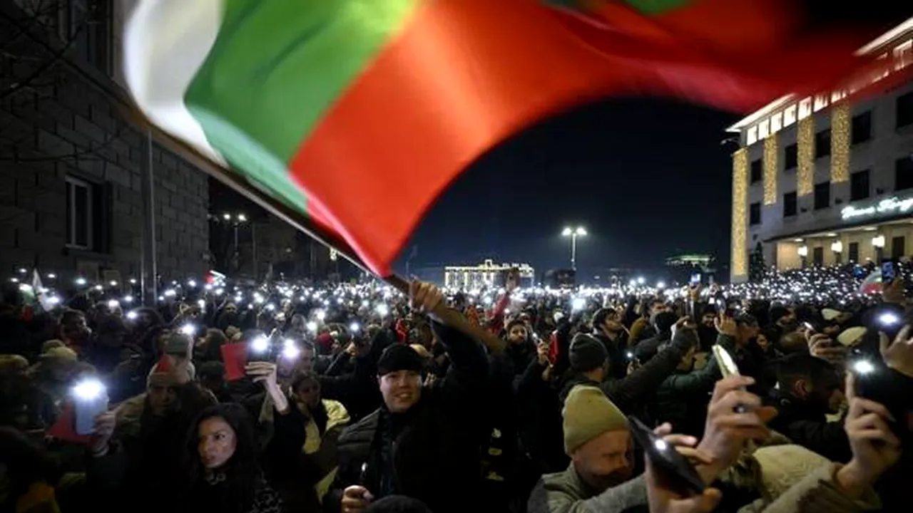 Noi proteste în Bulgaria. Sub presiunea străzii, Parlamentul de la Sofia a retras și al doilea proiect de buget pentru 2026