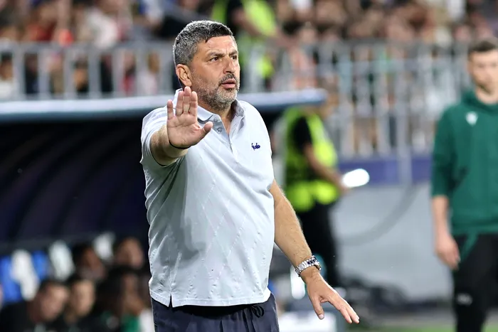 Tensiuni la FCSB. Antrenorul Marius Baciu și-a anunțat jucătorii că pleacă, după declarațiile lui Gigi Becali. De la ce a pornit totul