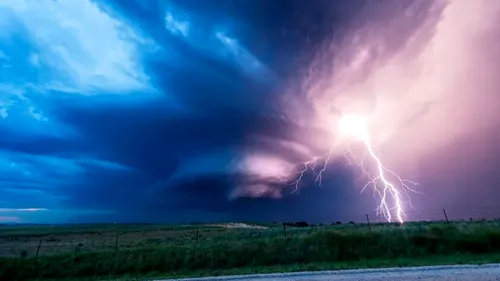Furtunile cu grindină și schimbările climatice - coincidență sau cauzalitate?