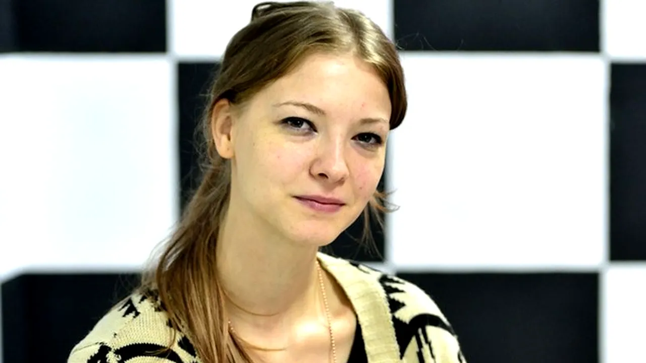 O tânără de 26 de ani conduce cea mai recomandată atracție turistică din București