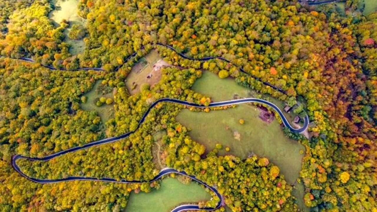 Șoseaua din România mai SPECTACULOASĂ decât Transalpina și Transfăgărășan. Puțini șoferi au auzit de ea