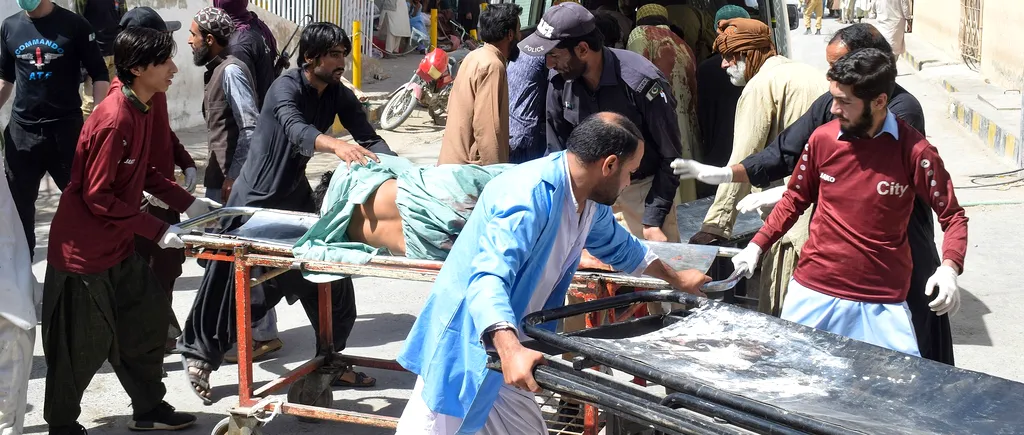 Zeci de morți în urma unui atac terorist produs la o moschee din Pakistan