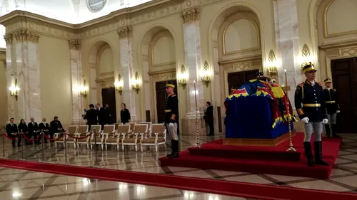 Primul român care a intrat în Sala Tronului ca să-i aducă un omagiu Regelui Mihai. VIDEO