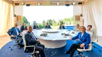 Macron a surprins la summitul G7: liderii lumii, întâmpinați pe muzică inspirată din țările lor. Trump a intrat pe coloana sonoră din GTA