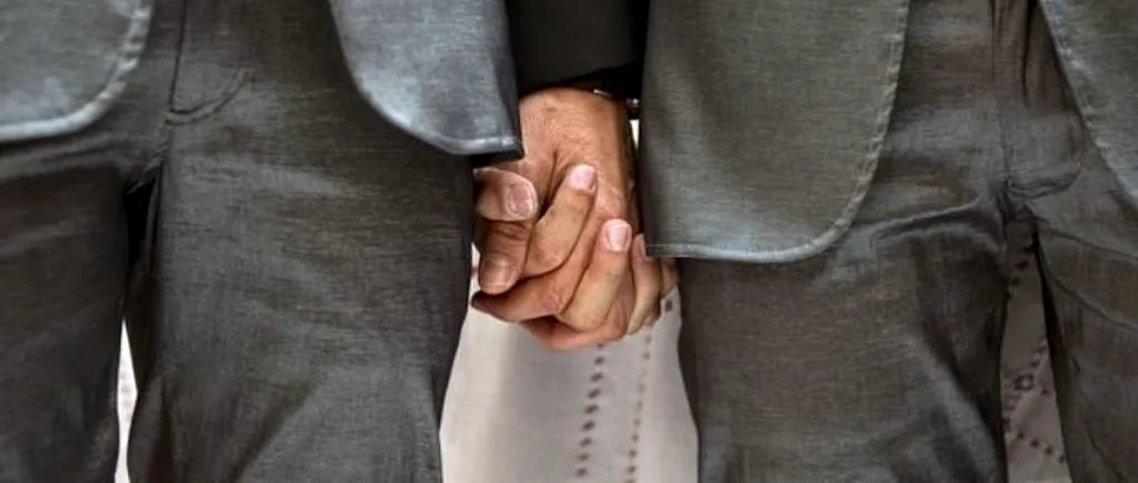 Țara care a autorizat căsătoria și adopția pentru cupluri de același sex