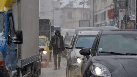 Autoturismele și camionetele, SUB LUPĂ. UE ia măsuri pentru REDUCEREA EMISIILOR de carbon