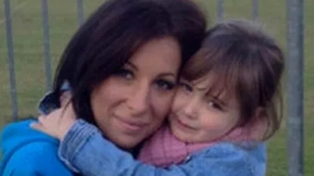 O asistentă de școală generală  se purta excelent cu copiii, dar a fost concediată de la locul de muncă dintr-un motiv ciudat