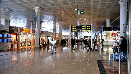 Alertă cu bombă pe un aeroport din Germania. Avion de pasageri, evacuat