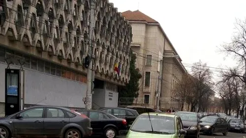 Cum a ''reușit'' să parcheze un șofer din Cluj