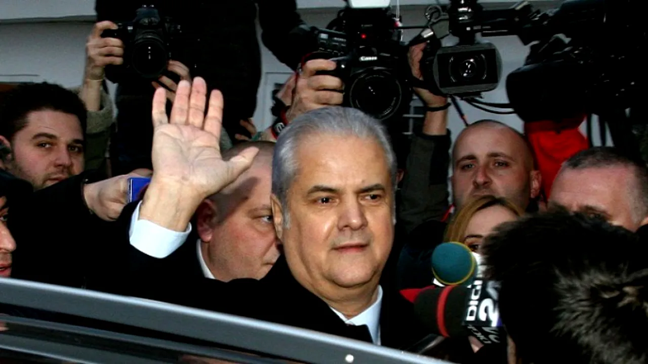 Adrian Năstase, despre acțiunile senatoarei AUR Diana Șoșoacă, din ultima perioadă: “În curând va suna și va cere...” Cum îl “înțeapă” pe Klaus Iohannis