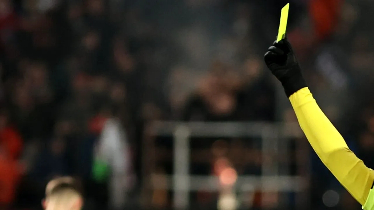 20 de arbitri din FOTBALUL românesc ar fi jucat la pariuri! Ce spune președintele FRF