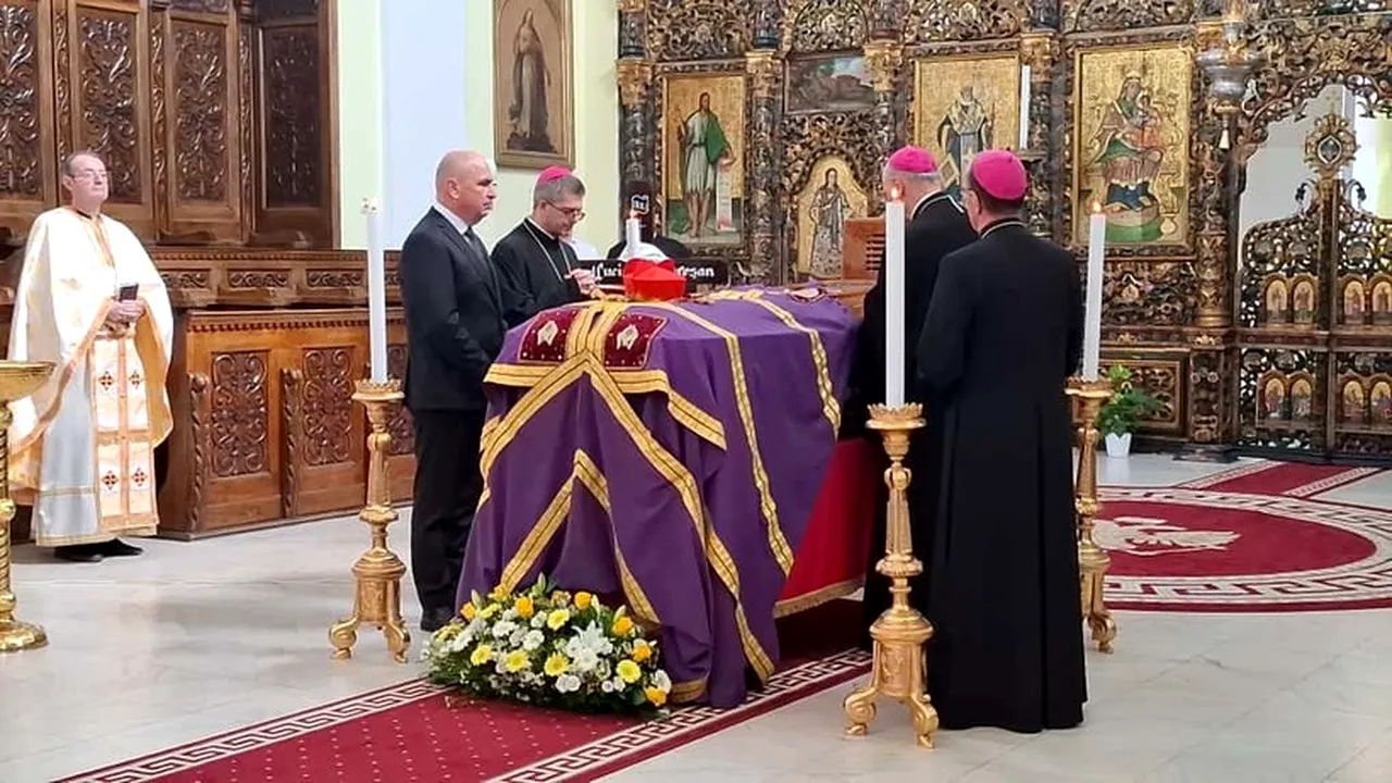 Ilie Bolojan, un ultim omagiu pentru Preafericitul Lucian Cardinal Mureşan, în semn de respect pentru Biserica Greco-Catolică