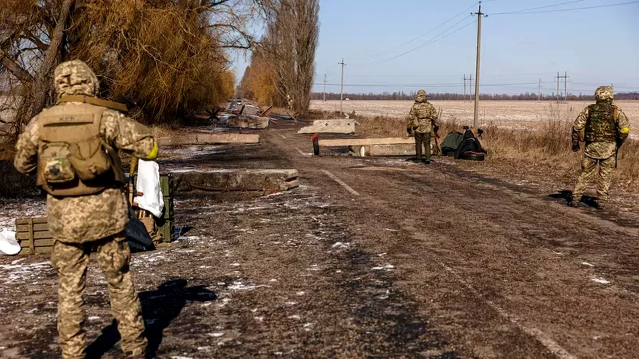 Minim 20 de cadavre împrăștiate pe o stradă din Bucea, un oraș ucrainean. Una dintre victime avea mâinile legate