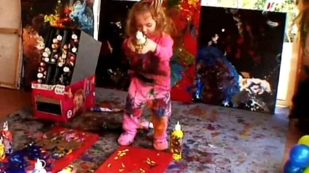 FOTO+VIDEO. Cea mai tânără artistă profesionistă din lume. La cinci ani a vândut picturi de peste 120.000 de euro