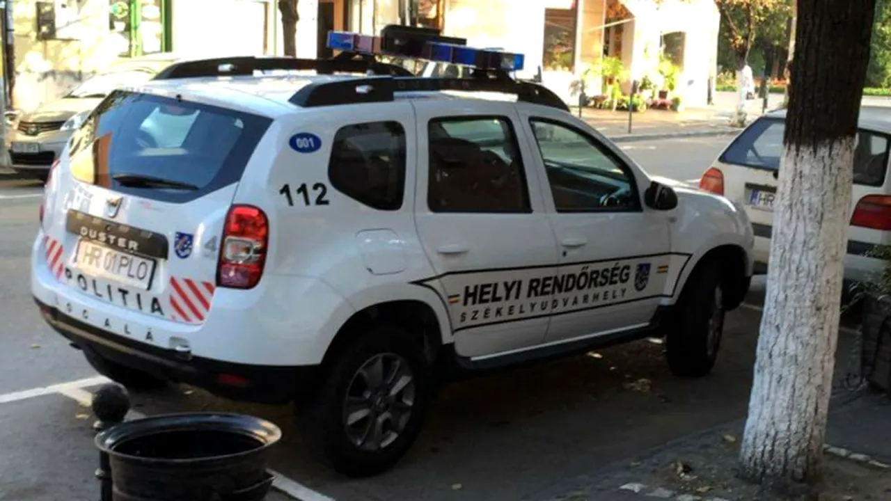 Poliția Locală Odorheiu Secuiesc, somată să reinscripționeze mașina din dotare în română și maghiară
