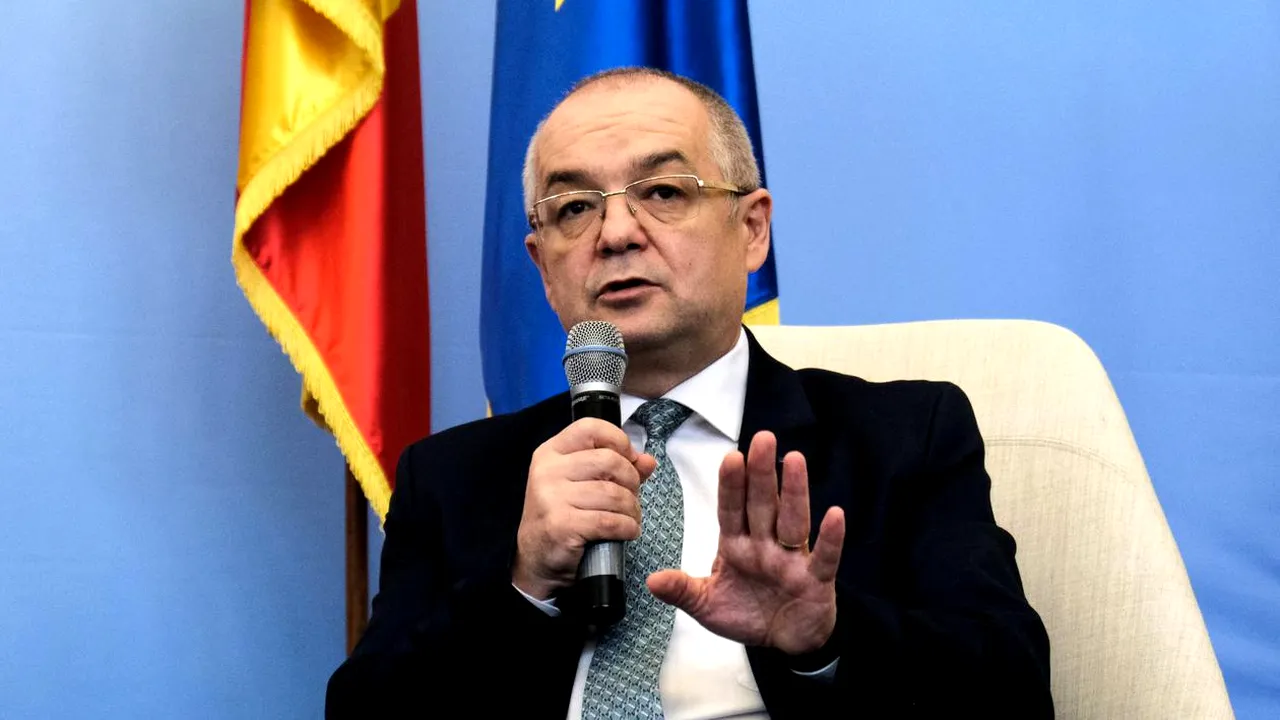 Boc, despre USR-PLUS: După ce s-au înfiinţat ca partid anti-PSD, să votezi cot la cot cu PSD moţiunea e autodesfiinţare   