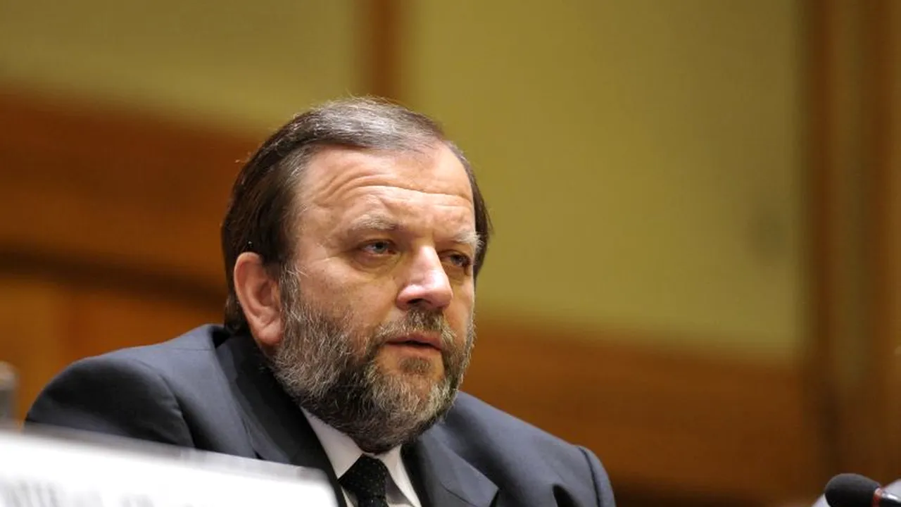 Flutur: MCV e negativ pentru România; monitorizarea CE poate fi oprită când vor fi înlăturate cauzele