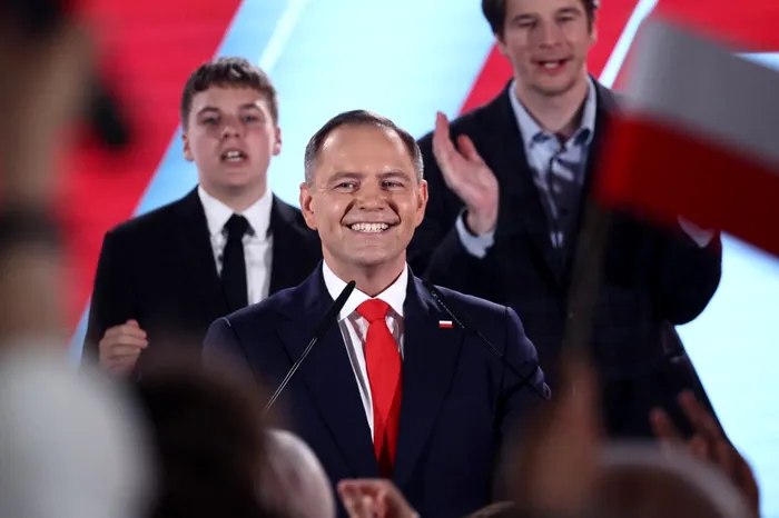 Alegeri prezidențiale din Polonia Naționalistul Karol Nawrocki a câștigat alegerile cu 50,89%