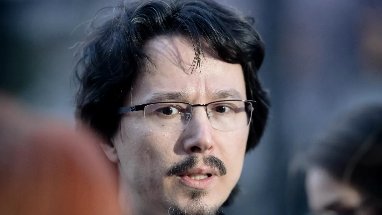 Cristi Danileț, dat în JUDECATĂ de propria fiică pentru că nu i-a plătit pensia alimentară. Ce venit are judecătorul-karatist