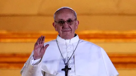 Iohannis a fost primit la Vatican de Papa Francisc. Ce dar i-a dat președintele Suveranului Pontif