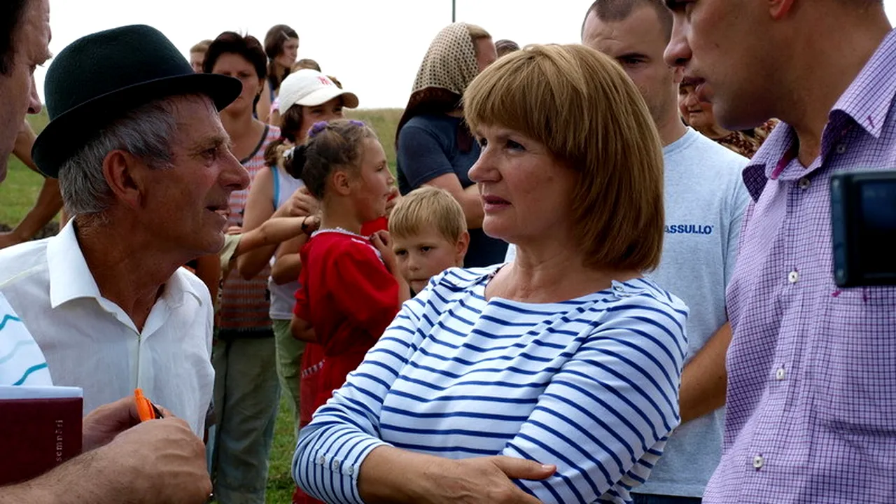 Maria Băsescu împlinește joi 61 de ani. Elena Băsescu i-a adresat urări pe Twitter