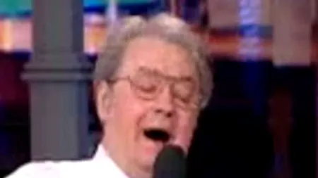 Corneliu Vadim Tudor, acces de furie în direct la TV: „Ce e asta?! Să vină bodyguarzii! Te-a trimis SRI-ul?!