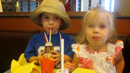 Cum a reacționat OPC Prahova, după ce o clientă a reclamat faptul că McDonald's nu a aplicat scăderea TVA la produsele sale, ci dimpotrivă, le-a scumpit