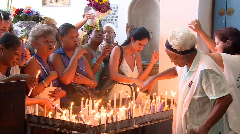 RITUAL. O grupare religioasă din Cuba se protejează de coronavirus cu sacrificii de păsări și incantații
