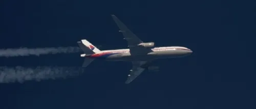 Posibile fragmente din avionul Malaysia Airlines dispărut, descoperite în Oceanul Indian. VIDEO