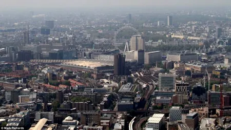 Cum se vede Londra de pe cea mai înaltă clădire din Europa