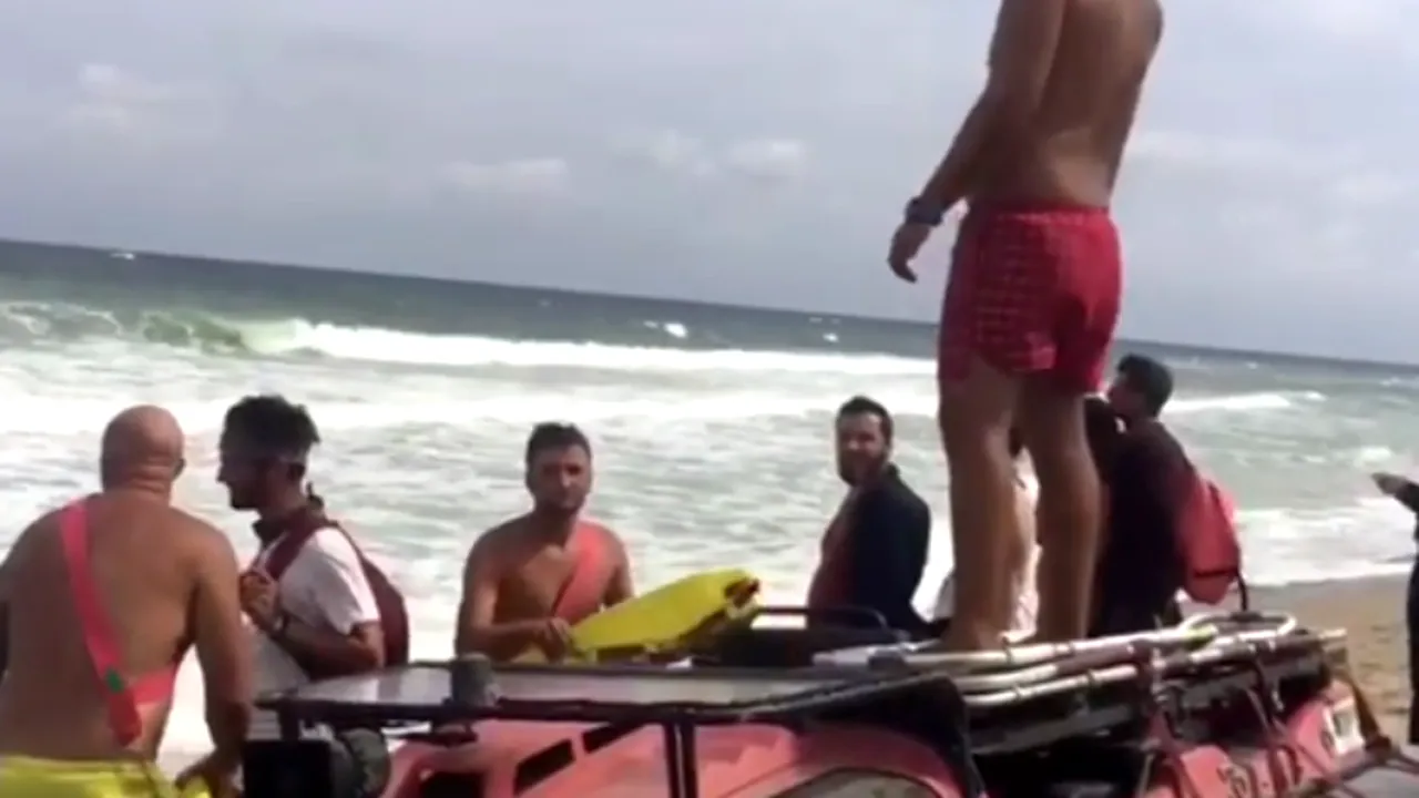 Un tânăr de 20 de ani din Iași s-a înecat în mare, duminică, în stațiunea Olimp
