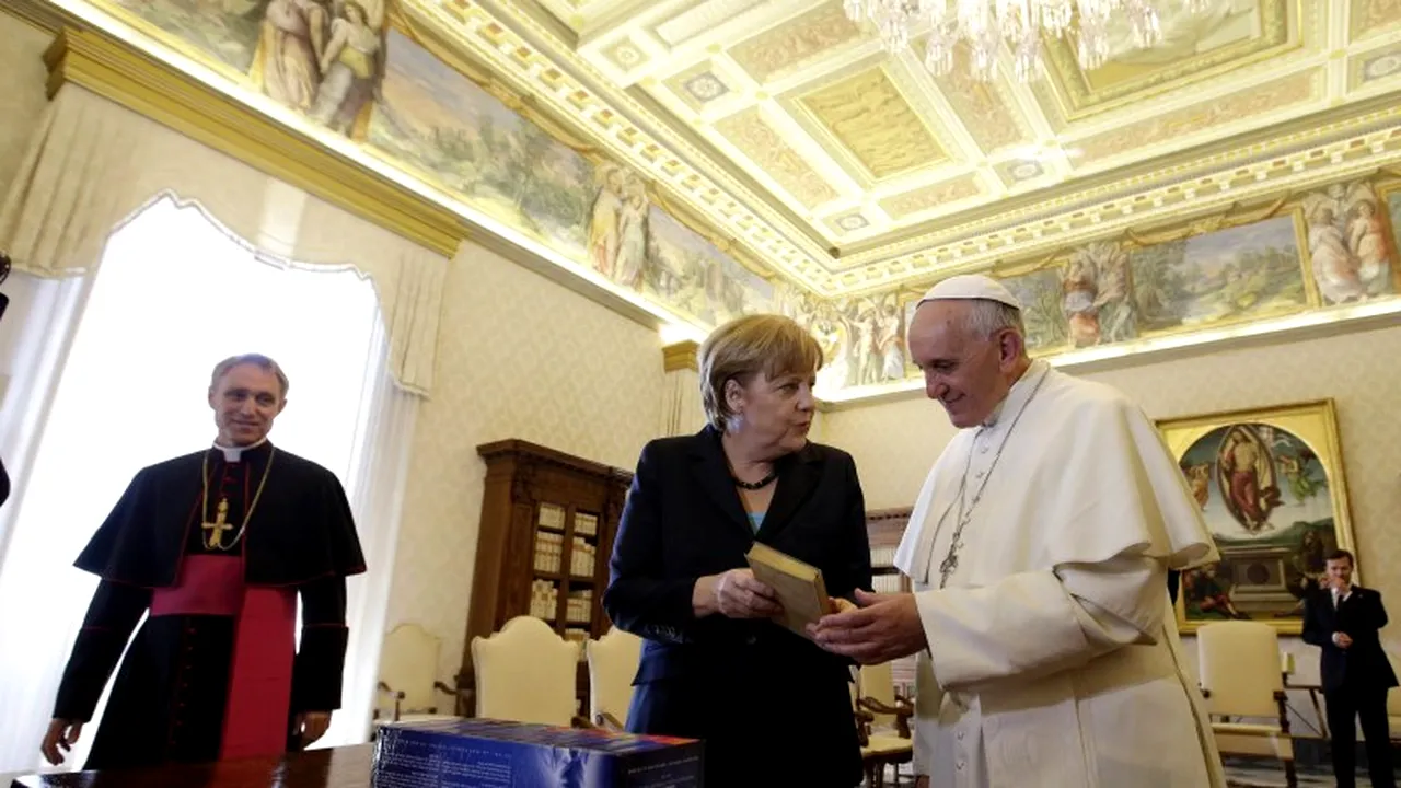 Angela Merkel, primită timp de 45 de minute de către Papa Francisc la Vatican