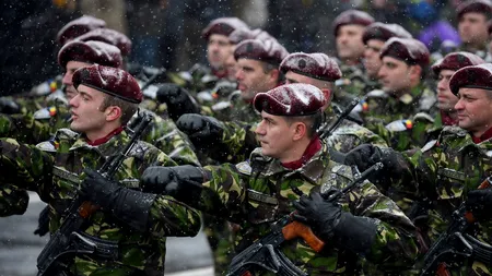 Angajarea în Armată, plătită cu doi cocoși, o sticlă de rachiu, un bidon cu vin și 500 de euro