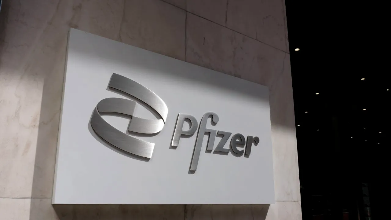 Pfizer a început testarea medicamentului său cu administrare orală care ar putea preveni COVID-19