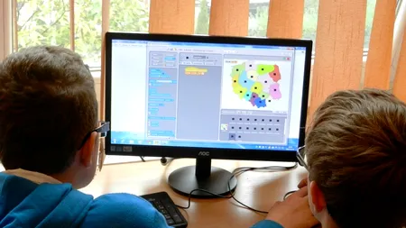 Raed Arafat, explicații pentru închiderea tuturor școlilor din România. Cine a cerut, de fapt, trecerea în online