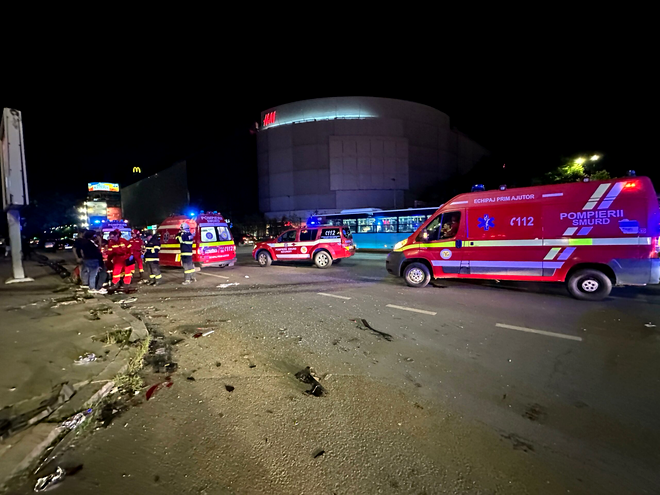 Grav accident în centrul Capitalei: 12 persoane au ajuns la spital / Sursa foto: ISU București-Ilfov