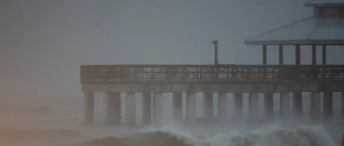 FOTO - VIDEO - Uraganul „Ian” face prăpăd în Florida: Două milioane de oameni au rămas fără curent electric / Vântul a bătut și cu 241 de kilometri la oră / Urgia, surprinsă din spațiu