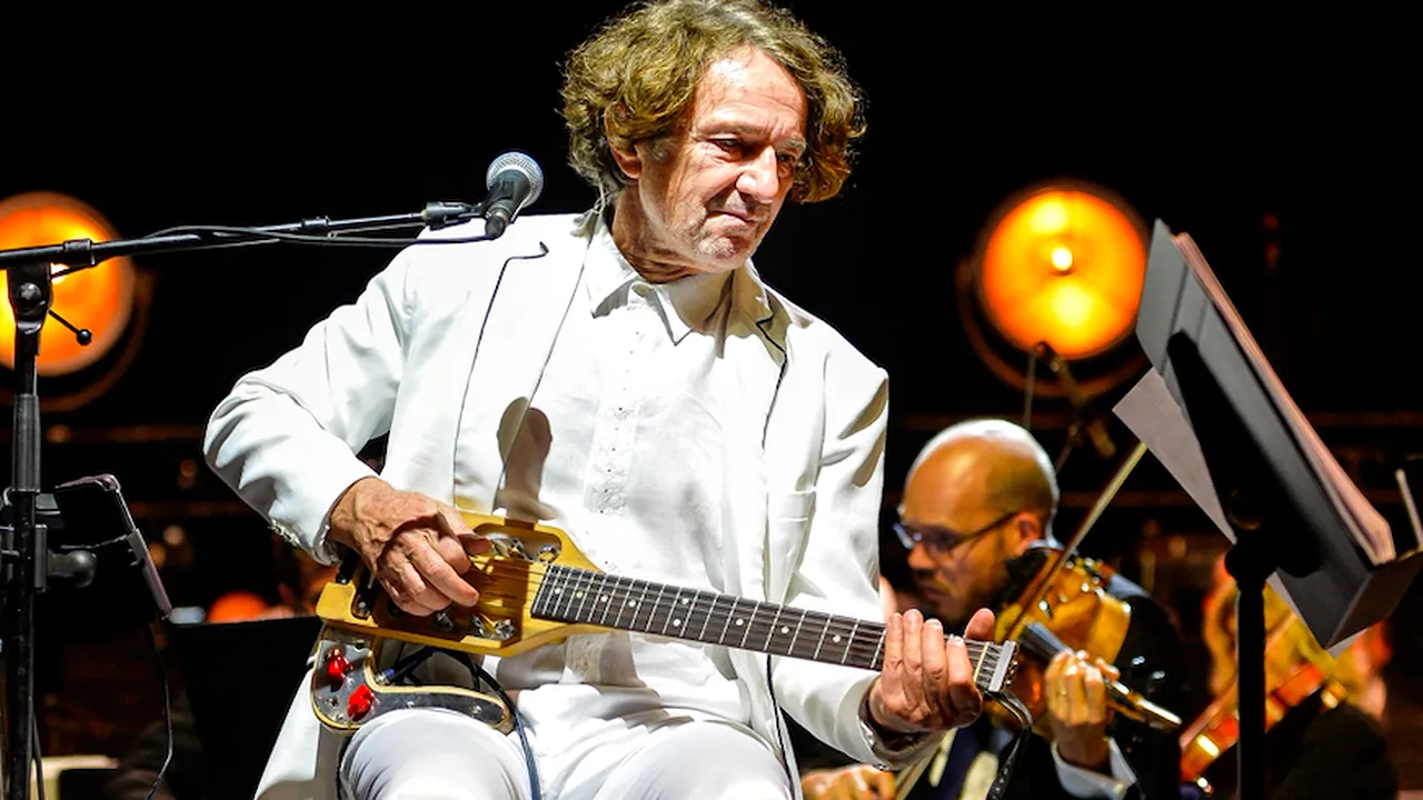 Lui Goran Bregovic i-a fost refuzată duminică, din raţiuni de securitate, intrarea pe teritoriul Republicii Moldova