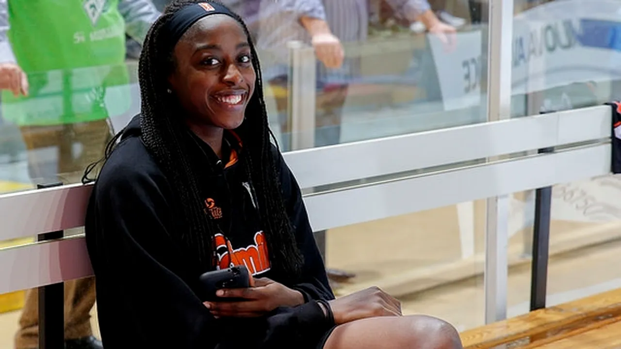 România a naturalizat doi sportivi de națională: o americancă și un italian au primit cetățenie română