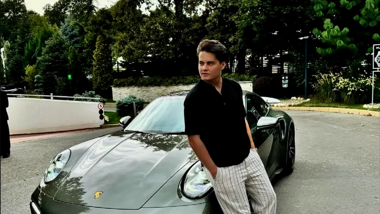 SELLY a rămas fără permis după ce a fost prins pe A1 conducând „mașina visurilor” sale cu aproape 240 km/h. „Am învățat ceva din această situație”