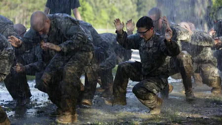 Un membru al celebrelor trupe SEAL, omorât de Stat Islamic
